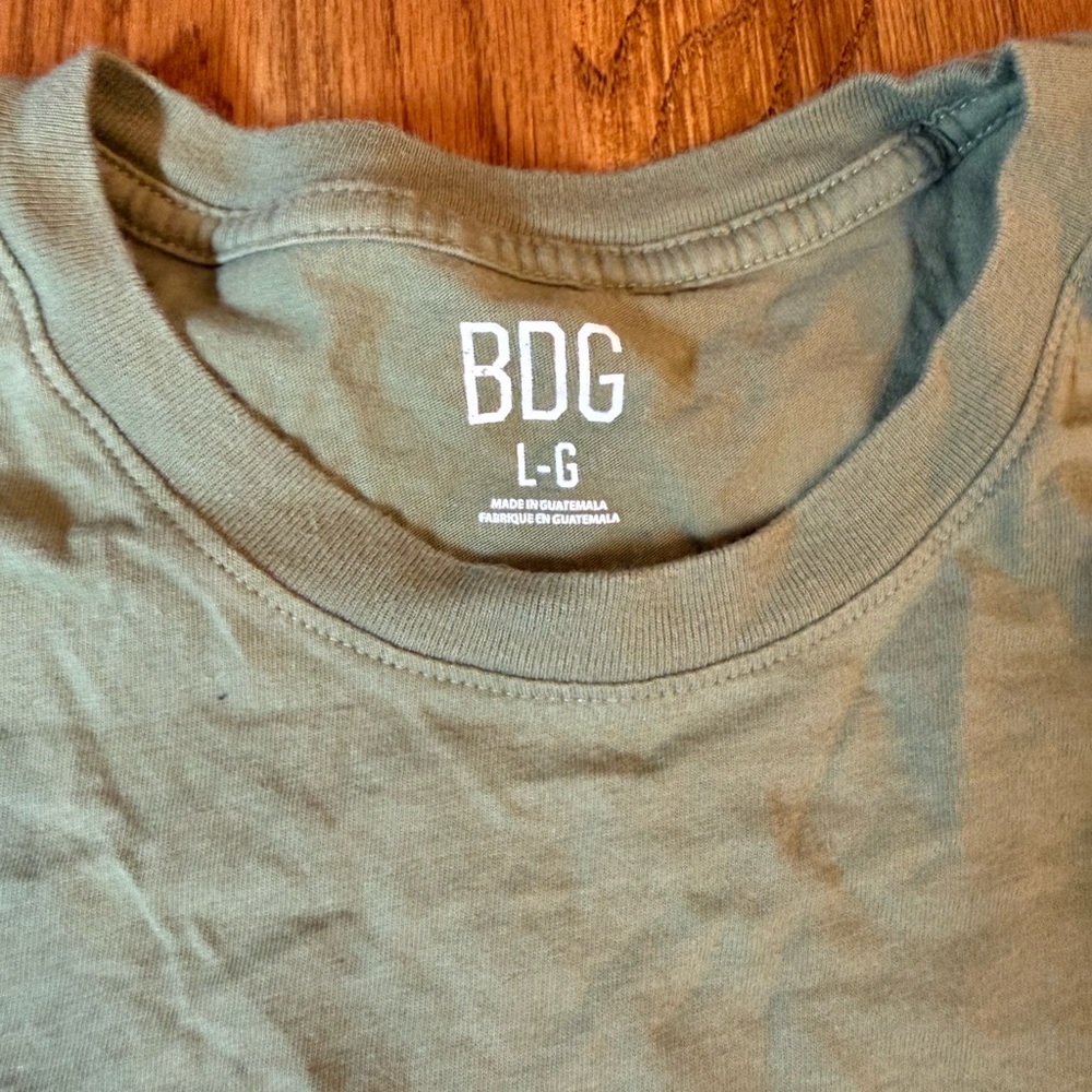 BDG women’s olive Green cotton muscle t- Shirt